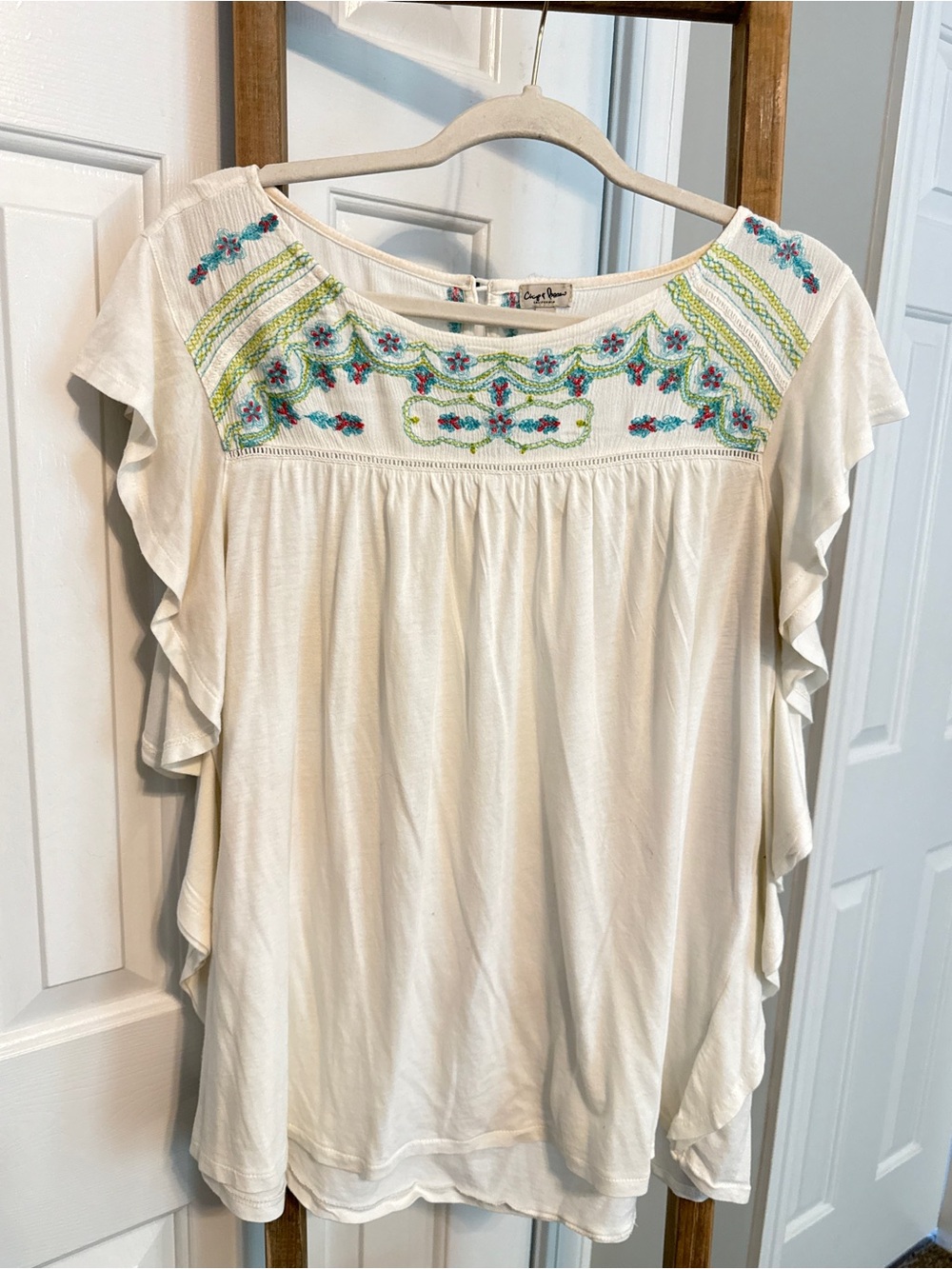 Chip & Pepper White Embroidered Flutter-Sleeve Top